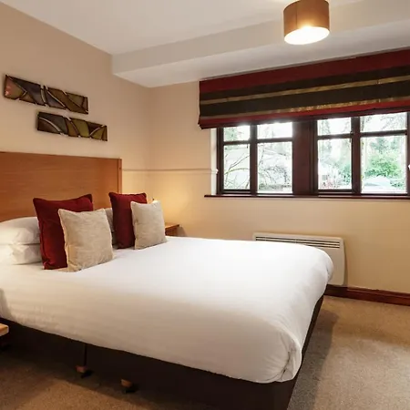 Brant Fell Hideaway, Dog-friendly Escape At Windermere Marina Village 아파트